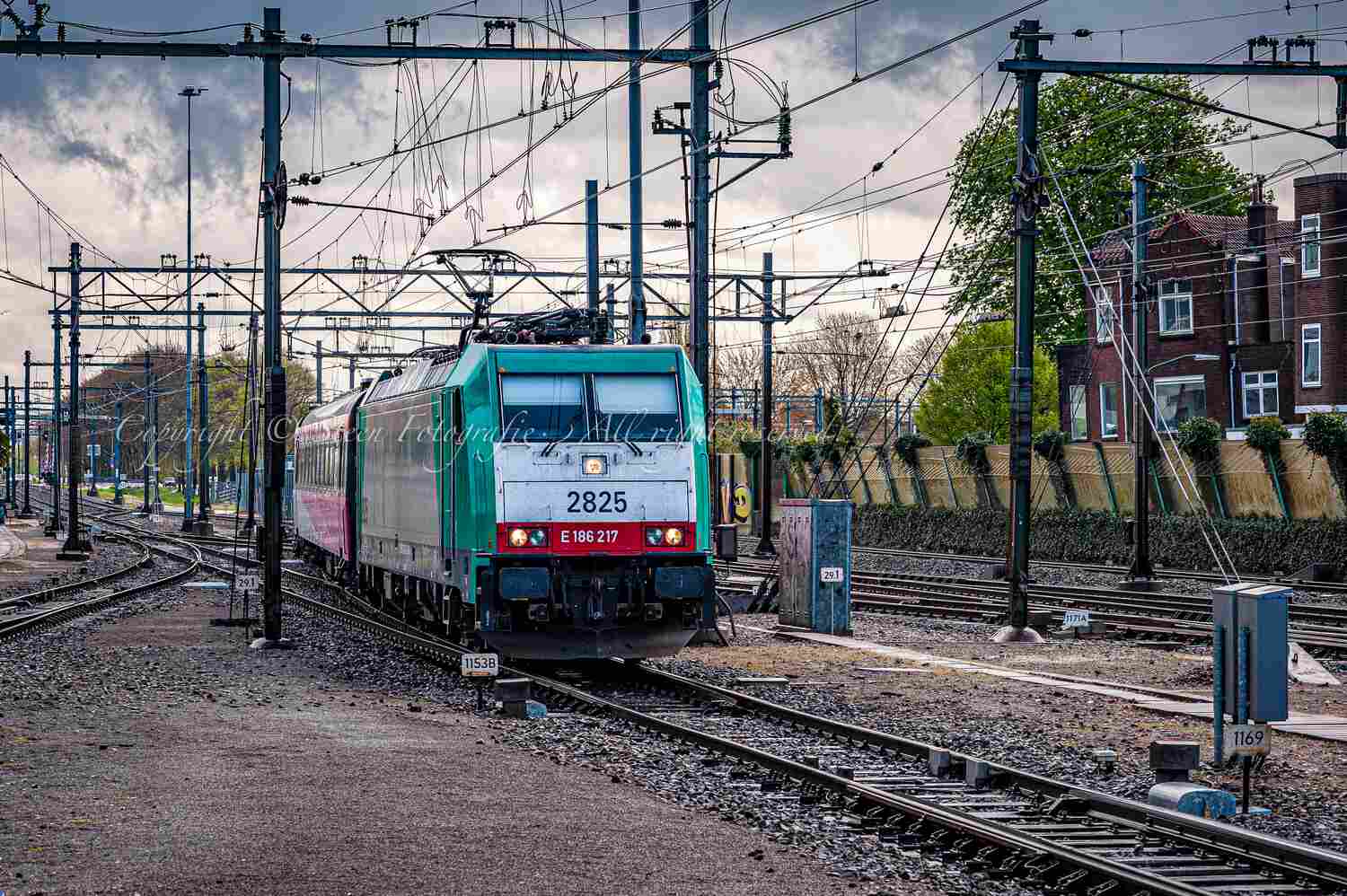 NS TRAXX Interciry Direct 2825